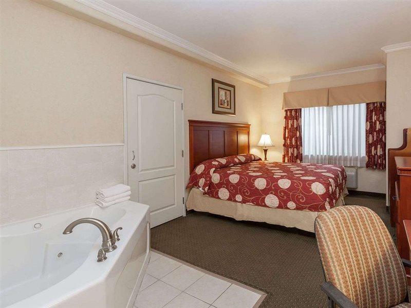 Howard Johnson By Wyndham Bakersfield Kültér fotó