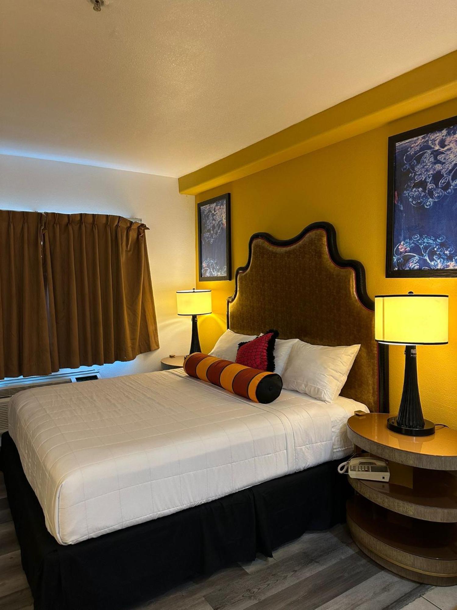 Howard Johnson By Wyndham Bakersfield Kültér fotó